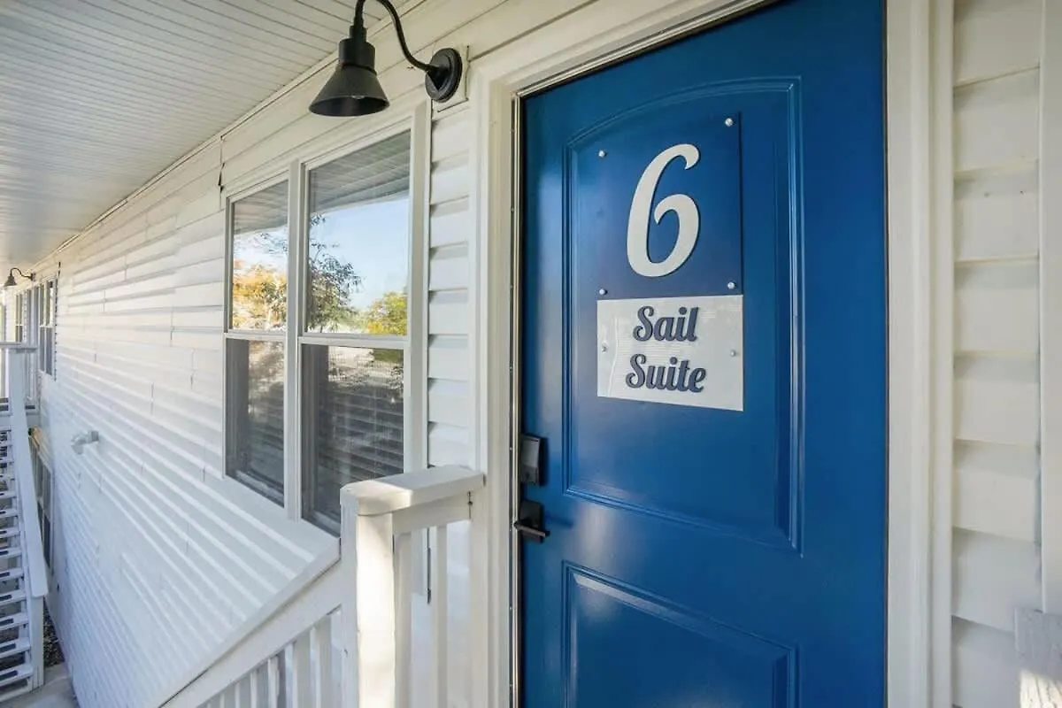 Hillside Cove - Sail Suite North Camellia Acres Apartment