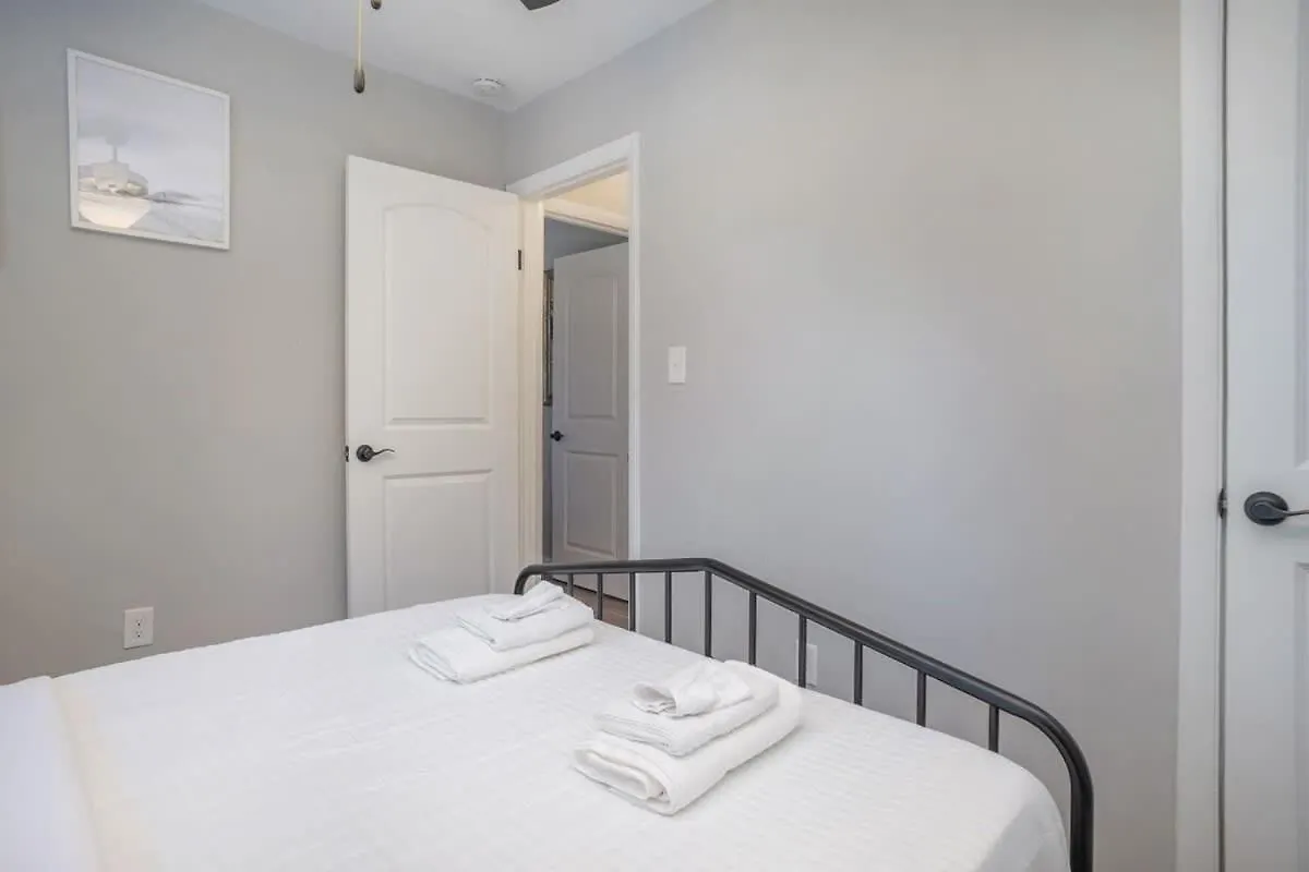 Hillside Cove - Sail Suite North Camellia Acres Apartment